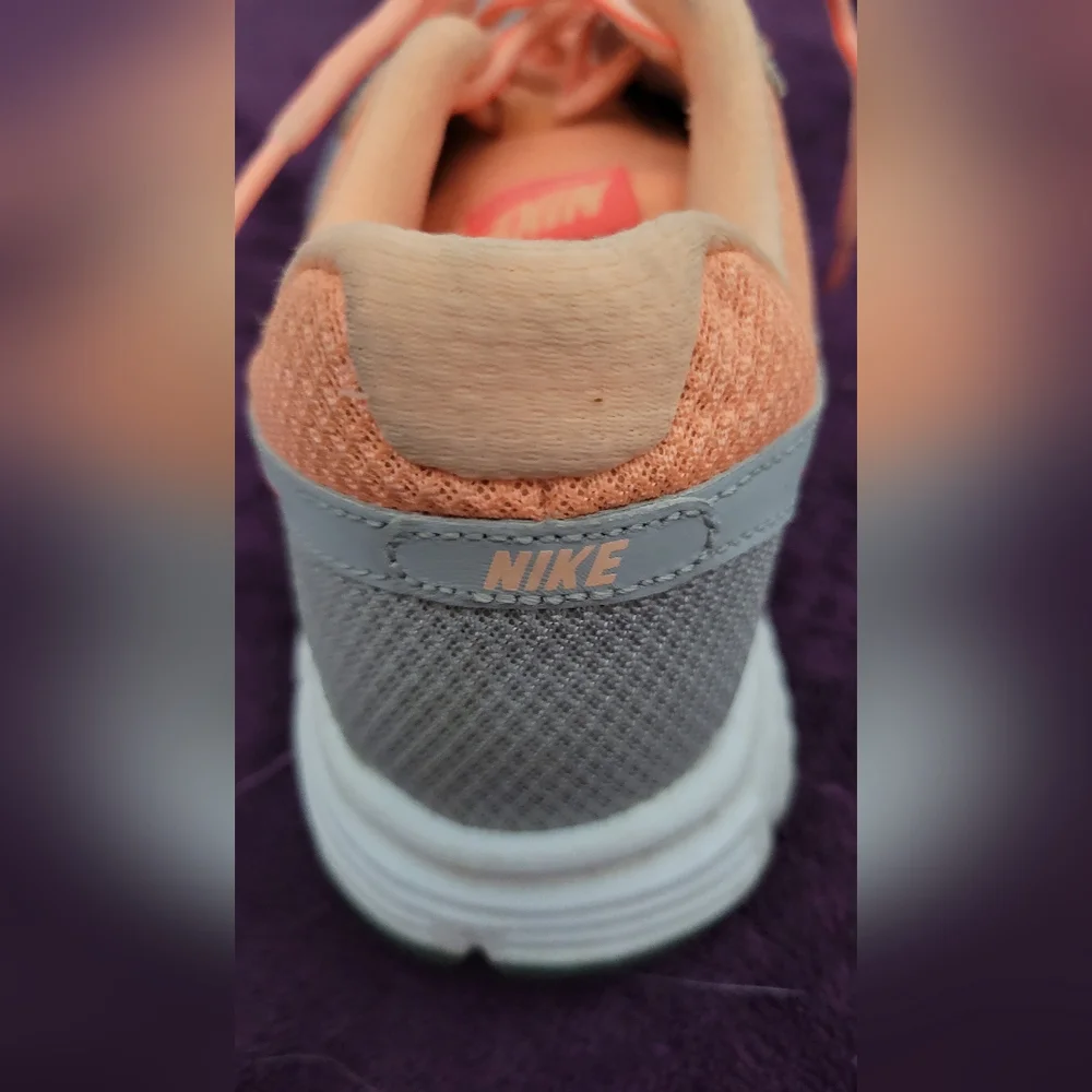 Womens Running Sneakers - Picture 3 of 5
